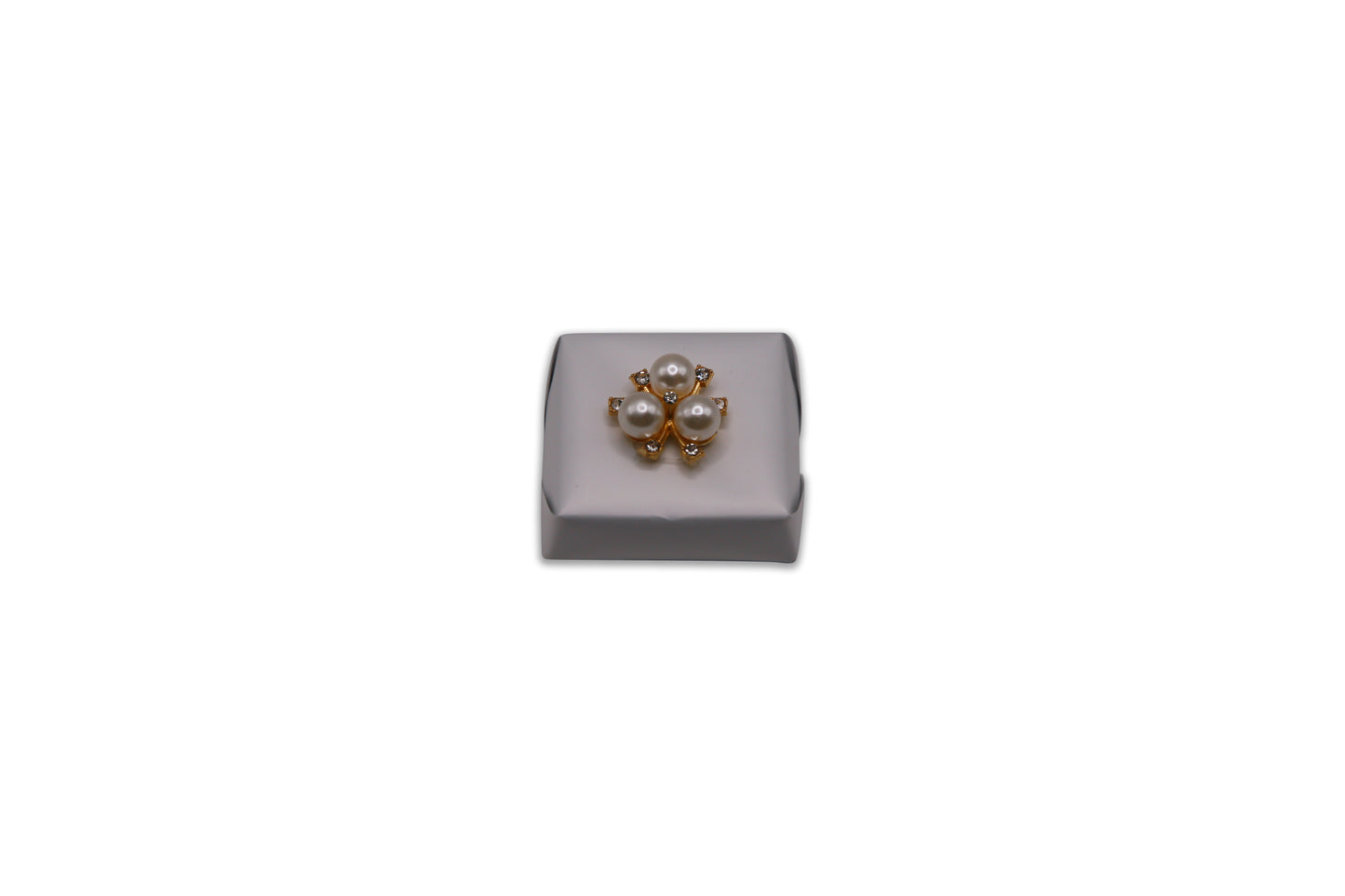 Elegant Flower 3 Big Pearls and Rhinestone - Wedding Decorated Chocolate Favor