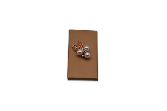 Rhinestone Pearls with Leaf - Wedding Decorated Chocolate Favor