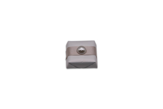 Single Pearl & Nude Ribbon Wrap - Wedding Decorated Chocolate Favor
